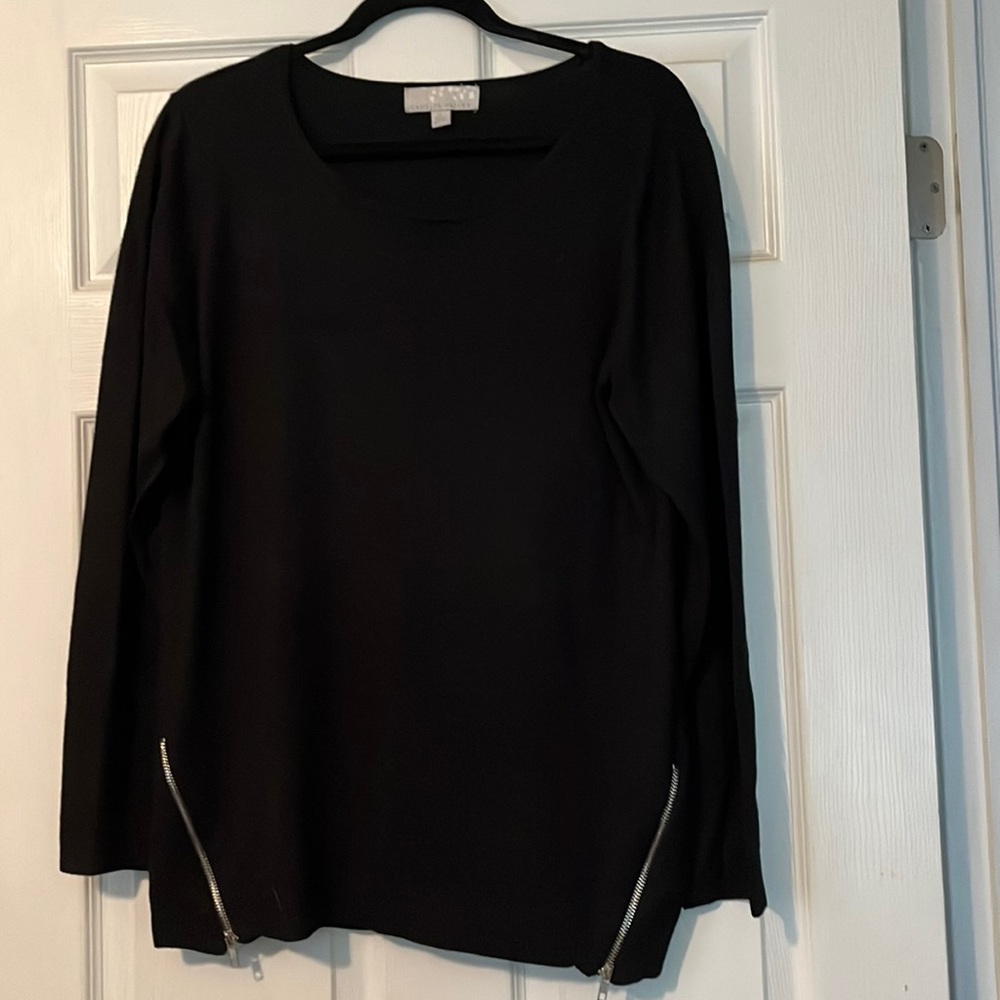 Black sweater with zipper detail